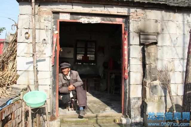 農村貧困戶的標準是什么?