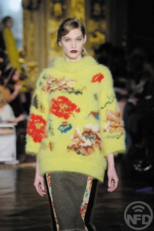 馬海毛直指時(shí)尚 問(wèn)安哥拉羊借件衣穿