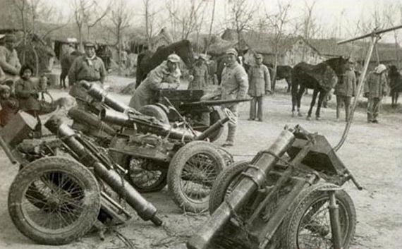 淮海戰役中解放軍繳獲的臼炮 資料圖