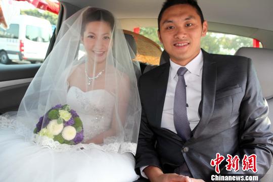臺灣見聞:巧遇結婚車輛“新娘不能下車”