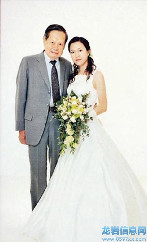 20歲到40歲面容巨變 翁帆二十年經歷了什么?