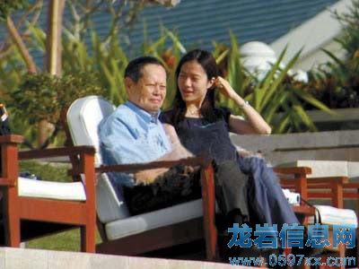 20歲到40歲面容巨變 翁帆二十年經歷了什么?