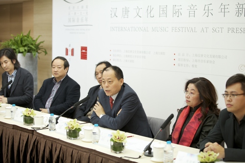 上海大劇院院長-張哲