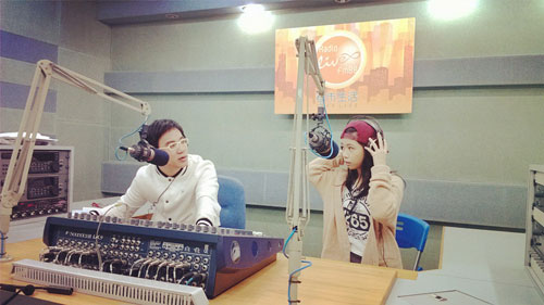 梁允希作客廣州電臺